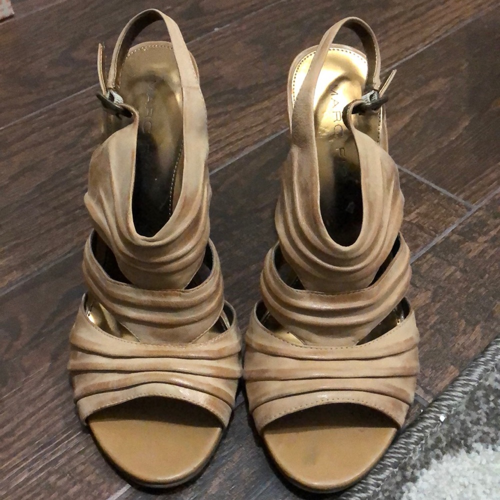 Marc Fisher nude heels